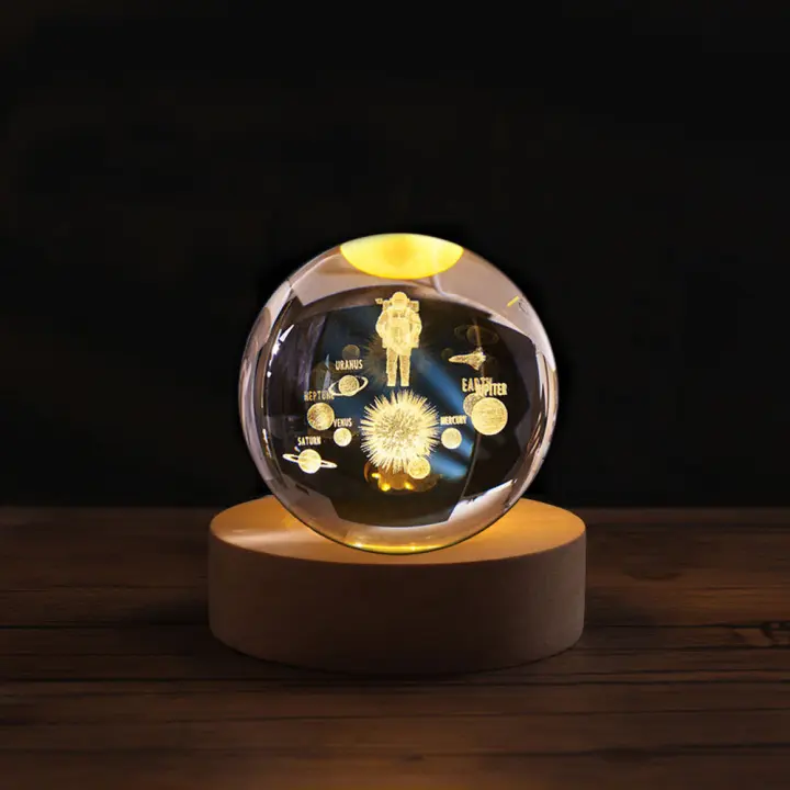 Luz Nocturna De Cristal 3D 6cm Con Astronauta Y Sistema Solar Saturno Vía Láctea Luz De Planetas Grabado Por Láser Regalo Para Niños - 1