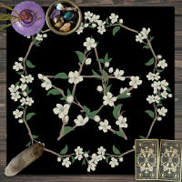 Mantel De Taro 1pc Con Pentágrafo Flor Y Plantas Para Mesa De Brujería Divination Juego De Tablero Decoración Matriz - details 3