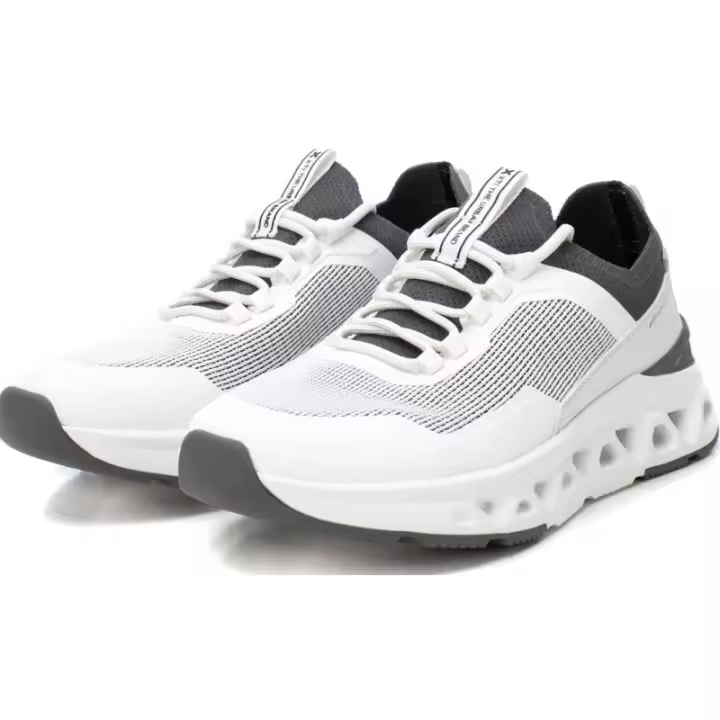 XTI - Zapatilla para Hombre - Blanca con Detalles Grises - Vegana y Deportiva - 1