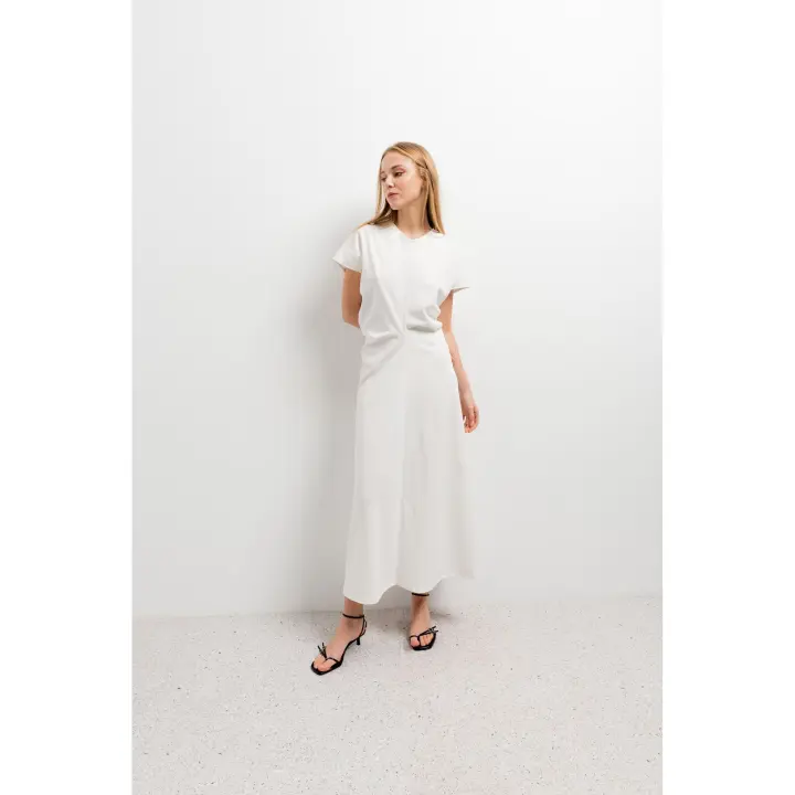 PuntoSalao Vestido midi frunces largo color blanco manga corta para mujer Un vestido son sus detalles de frunces delanteros, que le dan un toque original y sofisticado - 1