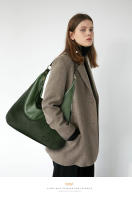 Bolso De Hombro Para Mujer Invierno DIDA BEAR Cuero PU Gran Tamaño Bolsa Mensajera Moderna Bolso De Mano De Moda Para Viajes Y Fin De Semana - details 8