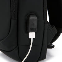 Bolso De Hombro Para Hombre Con USB Multifuncional Antirrobo Cruzado Viaje Sling Bolsa De Pecho Estilo Casual Tote Unisex - details 16