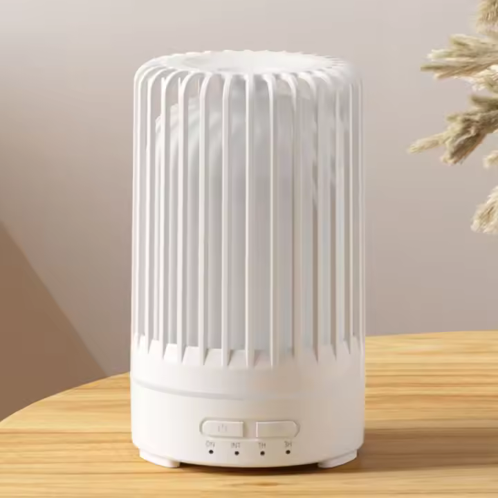 Humidificador Ultrasonido De 150ml Con Control Manual Y Reparación USB Luz De Color Ajustable Y Diffusor De Aceites Esenciales - 1