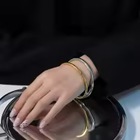 Pulsera De Acero Inoxidable Impermeable Para Mujer Con Plata De Oro Polido Y Superficie Lisa Cuff Bangles Abrochable Joyería Clásica - details 3