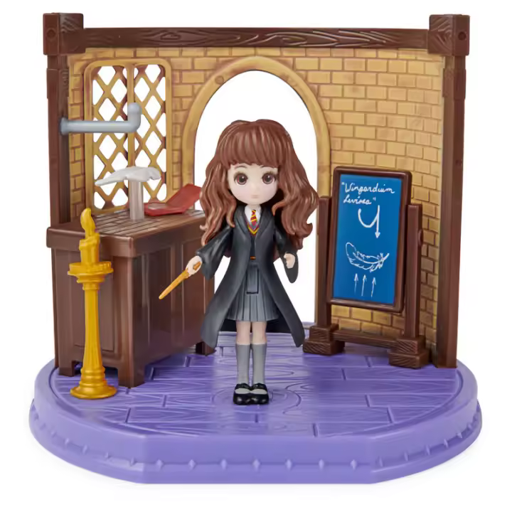 Aula Encantamientos Magicos + Figura Hermione Harry Potter 5cmFigura  Coleccionable - Idea de Regalo- Mercancia Oficial - Juguetes para Niños y Adultos - Movies Fans - Muñeco para Coleccionistas y Exposición - 1