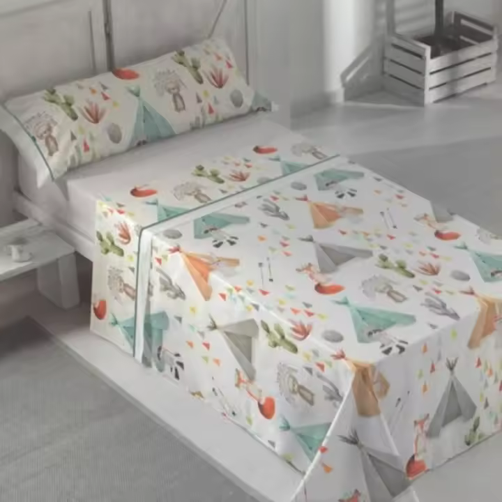 Juego De Sábanas 100% Algodón 3 piezas Indy de Naf Naf para cama de 90. Con bonitos dibujos de indios y cabañas. - 1