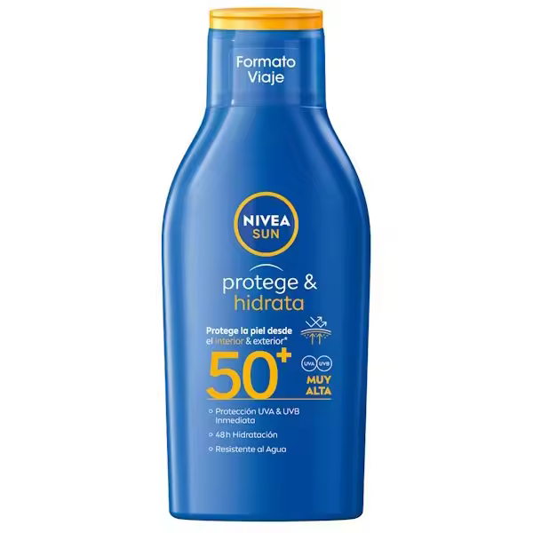 NIVEA SUN Protege & Hidrata Leche Solar SPF 50 +  100 ml Protector Solar Corporal Formato Viaje - 1