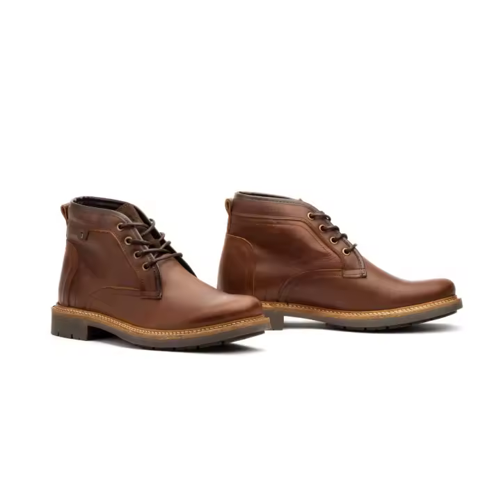 Mº83-T110 CAMEL  MARCA ROUTE 83 Botas robustas en tono marrón miel panamá, ideales para actividades al aire libre y estilos urbanos. Estas botas, con un diseño atemporal, están confeccionadas en cuero de alta calidad, asegurando resistencia y durabilidad. - 1