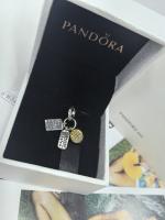 Charm Colgante triple Pandora 763436 C01 Amistad, Viene con embalaje de Caja De Regno original. - details 0