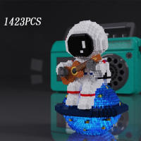 Modelo De Guitarra Astronáutica Luminosa Bloques Educativos Artesanales Decoración Para El Hogar Juguete Para Adultos Y Niños - details 0