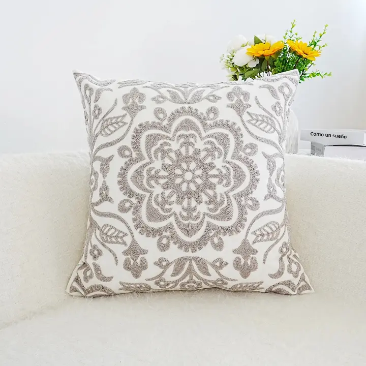 Funda De Cojín Decorativa Bordada Geométrica 45x45cm Estilo Mandala Floral Para El Hogar Materiales 100% Poliéster - 1
