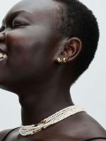 Pandora - Aretes de Perla cultivada de Agua Dulce, de forma ovalada y Orgánica-Baño de Oro de 14K - details 3