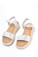 Lyla Wang Sandalias doradas mujer de esparto diseño con doble tira - details 8