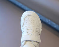 Nuevos Zapatos De Niños Pequeños En Blanco Tenis Deportivos Antideslizantes Suela Suave Primavera Otoño Casual Unisex PU Cuero Transpirable Talla Verdadera - details 9