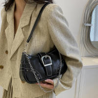 Bolso De Hombro Para Mujer Moda Con Adorno De Cadena Estilo Cool Negro Bolso De Axila De Motociclista Calidad Superior Para Damas Y Niñas - details 7