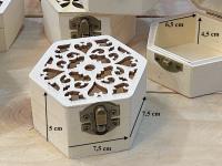 Lote de 12/18 baúl de madera troquelado hexagonal con rosas de jabón perfumadas - regalos para boda comuniones aniversarios bautizos, caja joyero de madera para regalos para invitadas de boda aniversarios cumpleaños bautizos comuniones - details 5