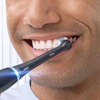 Cepillo de Dientes Eléctrico Oral-B IO 7n, Mango Recargable,Tecnología Magnética iO, 2 Cabezales Recambio, Pantalla Interactiva, Cargador y Funda de Viaje - details 2