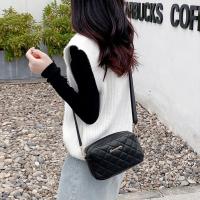 Bolso De Hombro Para Mujer En PU De Lujo Con Bordado De Lingge Negro Bolso Bandolera Pequeño Bolsa De Almacenamiento Moda - details 8