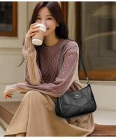 Bolso Pequeño para Mujer, nuevo modelo 2024, bolso de mensajero de moda para primavera y verano, bolso de hombre para personas de mediana y mayor. - details 10
