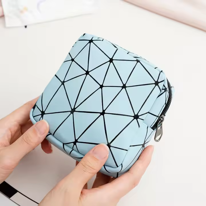 Bolsa de almacenamiento de toallas sanitarias portátil para estudiantes mayores, gran capacidad, servilletas para tías, toallas sanitarias, bolsa pequeña, bolsa menstrual - 1