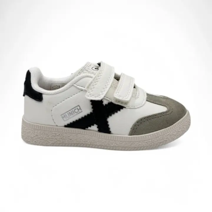 Zapatillas marca Munich para infantil en color blanco - 1