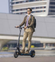 JOYOR C10 Patinete Scooter eléctrico plegable, Motor 500W, Batería 48V 10.4Ah, neumáticos 10", velocidad máxima 45km/h, autonomía 30-40km, carga máxima 120kg, frenos de disco delanteros y traseros, adecuado para desplazamientos urbanos diarios al aire - details 1