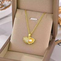 Collar De Lujo Pequeño Para Mujer Con Colgante De Concha Y Zirconia Micro En Cobre Accesorios Minimalistas De Moda - details 3