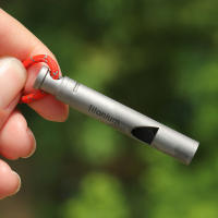 Silbato De Ultraligero De Titanio Con Cordón Para Supervivencia En Exteriores Camping Senderismo Exploración - details 1