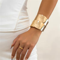 Pulsera De Muñeca Abierta Punk Para Mujer Y Hombre Joyería Gótica De Metal Grueso Y Pesado Estilo Metal Chicana Unisex - details 1