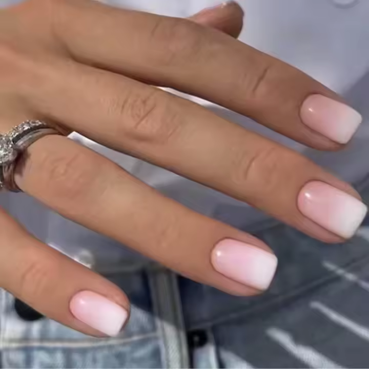 Uñas postizas cuadradas a presión, cortas, acrílicas francesas, cobertura total, para mujeres y niñas, 24 unidades (blanco y rosa) - 1