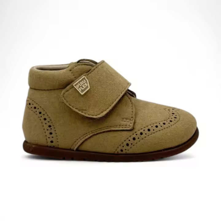 Zapatos marca Piruflex para infantil en color beig - 1