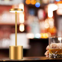 Lámpara De Mesa Clásica De Metal Recargable Por USB Luz Nocturna Sin Ajuste De Intensidad Táctil Decoración Para Hotel Y Bar 3 Niveles De Iluminación Para El Hogar - details 14