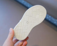 Nuevos Zapatos De Niños Pequeños En Blanco Tenis Deportivos Antideslizantes Suela Suave Primavera Otoño Casual Unisex PU Cuero Transpirable Talla Verdadera - details 11