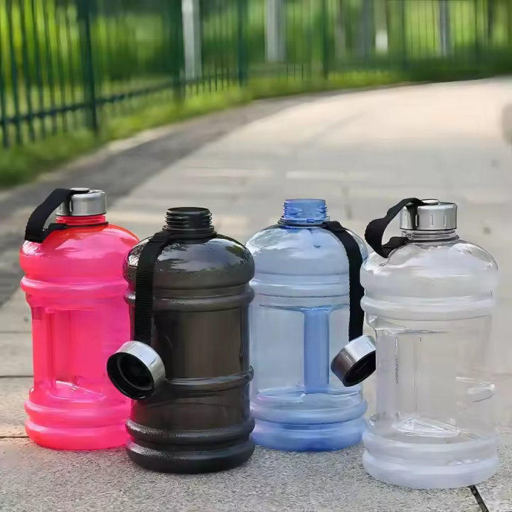 Botella De Agua Deportiva De 2.2L Para Hombres Con Escala Precisa Y Capacidad Grande Material PP Reutilizable Y Lavable En Lavavajillas - 1