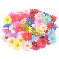 50PCs Flores Artificiales Dasiy 3.5cm Cabeza De Flor Falsa Para Decoración De Hogar Boda Jardín DIY Accesorios De Coronas De Novia Regalo De Manualidades - details 0