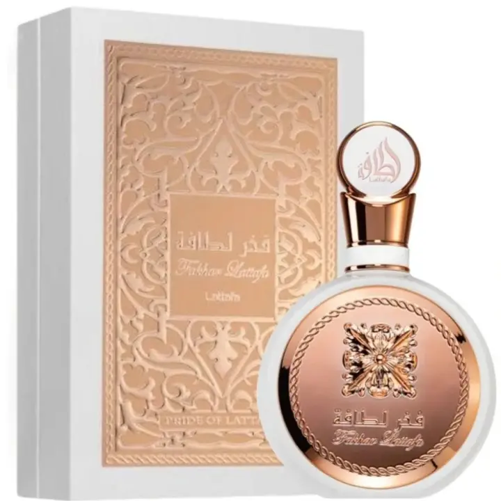Liababylove te Trae el perfume arabe de mujer Fhakar de lattafa, 100 ml. Color blanco , perfume de Moda llegado de oriente, olor concentrado de larga duracion. Acordes principales afrutados y avainillados. - 1