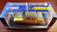 FORD CORTINA MK2 LOTUS GREEN 1:43 CORGI VANGUARDS - details 2