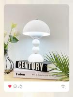 Lámpara De Mesa LED Nórdica Con USB Luz Nocturna Regulable De Flores Para Decoración De Habitación Dormitorio Y Sala De Estar - details 3