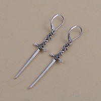 Pendientes De Espada Gótica Medieval Para Hombres Y Mujeres Joyería De Oído Vintage Punk Carter Lisa Aleación De Zinc - details 1