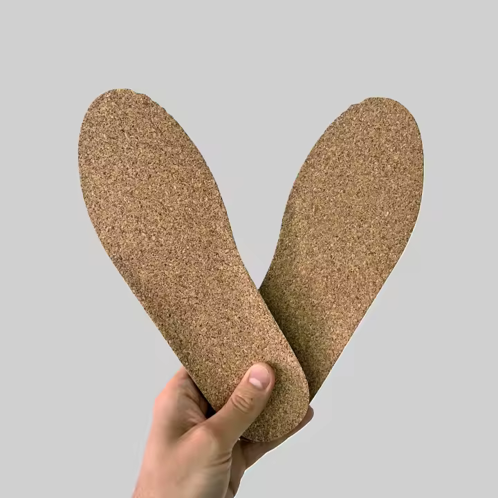 Plantillas ReStep10 CORCHO NATURAL – Modelo Bajo (0,4cm punta–0,8cm talón) | Ecológicas, cómodas y con aroma a lavanda. Fabricadas en España con espuma de poliuretano 100% reciclado. Tecnología testada en laboratorio: elimina el 93% del sudor en 24h - 1