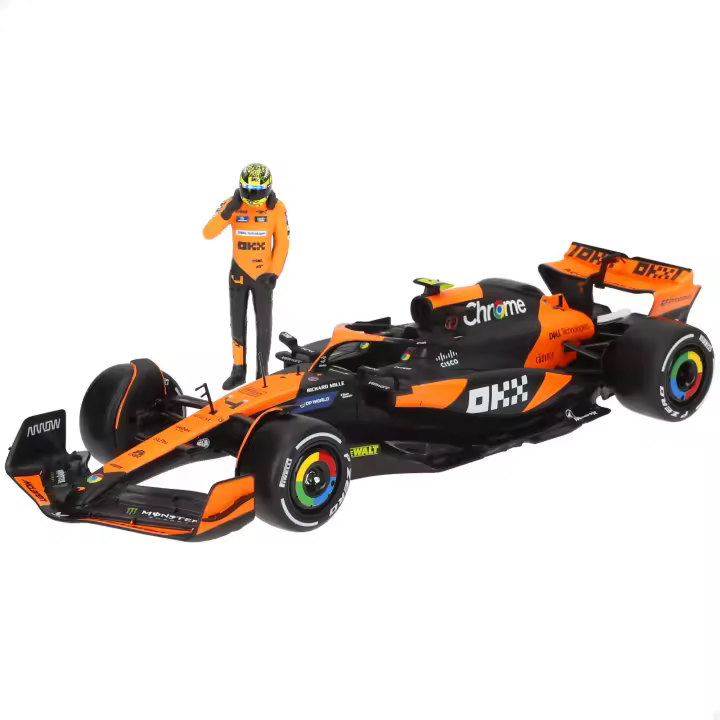 Burago - Coche McLaren MCL38 Lando Norris escala 1:24, edición GP Miami 2024, réplica oficial con figura del piloto, acabados realistas y decoración de competición - 1