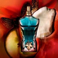 Jean Paul Gaultier - Set Le Beau Eau de Toilette 125 Ml.  + Mini 10 Ml. - Estuche de regalo para hombre con EDT 125 ml + Espray de viaje 10 ml. Fresco, sensual y tremendamente adictivo. - details 1