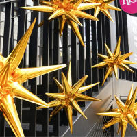 2Pcs Globos De Aleación De Hierro 22 Pulgadas Estrella De 4D Explosión De Estrella Pentagrama Para Decoración De Fiestas De Navidad Cumpleaños Boda Y Wedding - details 2