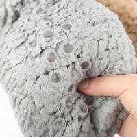 Pareja De Calcetines De Peluche Para Otoño E Invierno Calcetines De Dormir Para El Hogar Pantuflas De Nieve Calcetines De Oso Para Confinamiento Calcetines De Alfombra - details 1