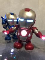 Figura De Acción De Superhéroes LED Danceable Y Cantable Iron Man Hulk Robot Spiderman Batman Toy Para Niños Regalo De Cumpleaños - details 11