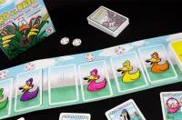 Tiro al pato - versión 2019, divertido juego de cartas familiar y party game en Español, juegos Mercurio - details 0