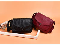 Bolso bandolera de piel de nueva calidad, bolso de hombro de gran capacidad con bolsillo de tres capas, bolso bandolera informal para mujer - details 10