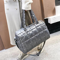 Bolso De Hombro Yogodlns De Lujo Espacio Padded Capacidad Grande Impermeable Nylon Para Viaje Bolso Cruzado De Poliéster Lining Para Mujer - details 1