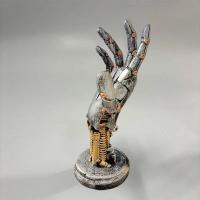 Figura de mano mecánica en resina , soporte para mandos de juego - details 6
