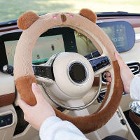 Cubre Volante De Coche De Peluche Capybara Accesorios De Cinturón De Asiento Soporte Colgante Para Auto Decoración Vehicular - details 0